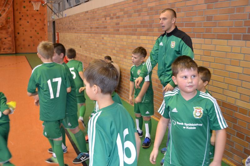 Pięć drużyn wzięło udział w Mikołajkowym turnieju Piłki Nożnej