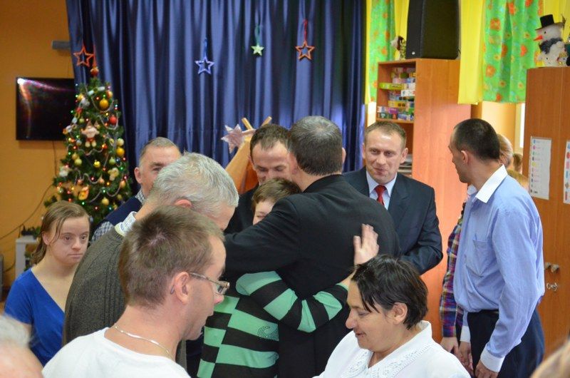 Jedna wielka rodzina. Spotkanie w siedzibie Warsztatów Terapii Zajęciowej w Kolnie