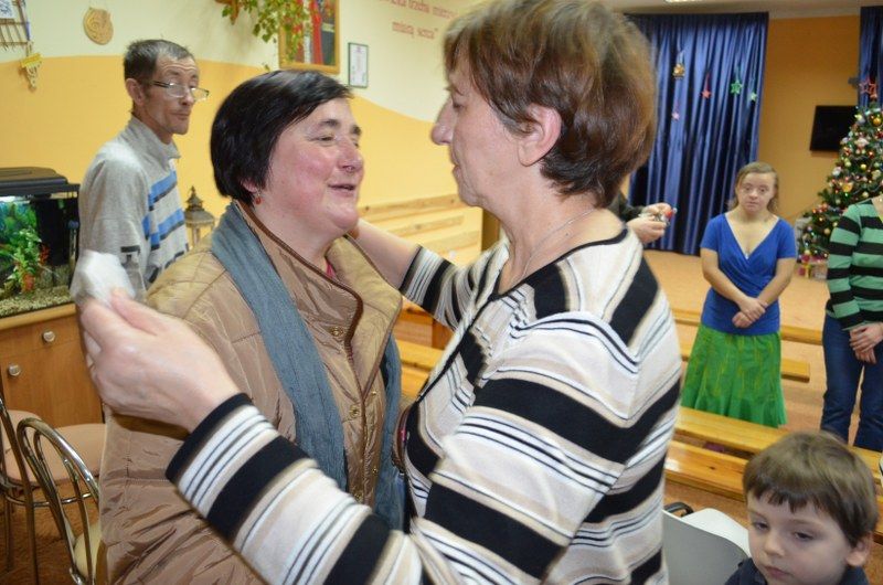 Jedna wielka rodzina. Spotkanie w siedzibie Warsztatów Terapii Zajęciowej w Kolnie