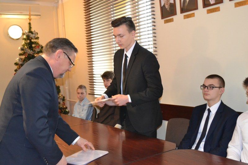Młodzi radni już po ślubowaniu
