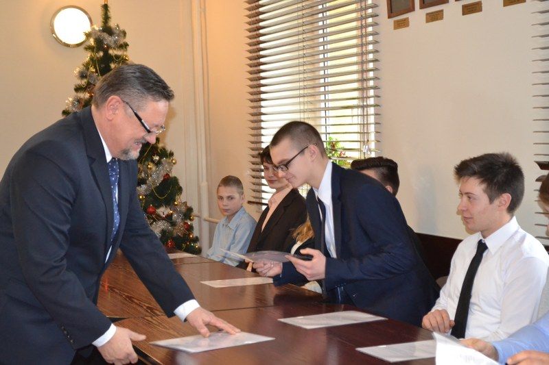 Młodzi radni już po ślubowaniu