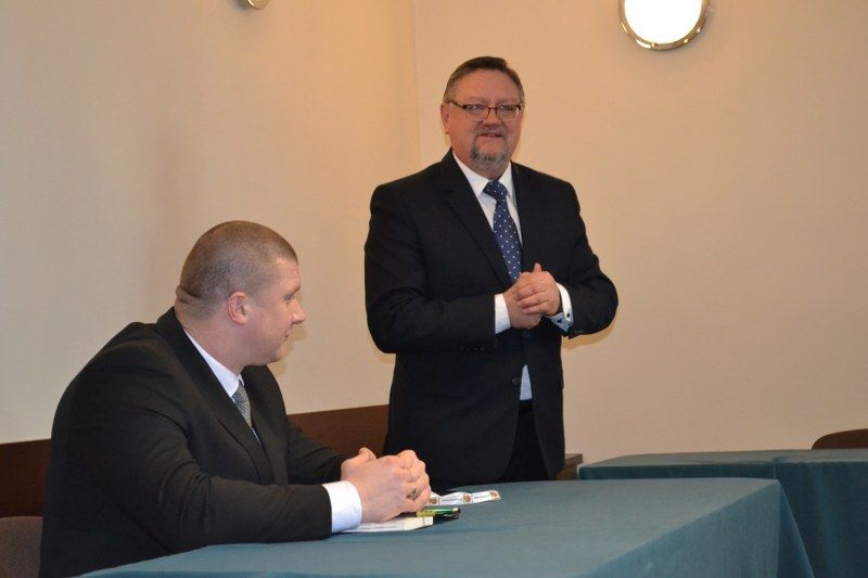 Młodzi radni już po ślubowaniu