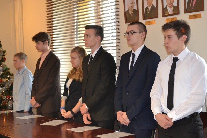 Młodzi radni już po ślubowaniu