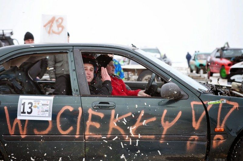 Zobacz  relację fotograficzną z wyścigu wraków