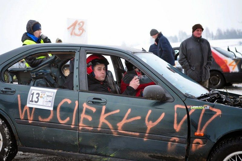 Zobacz  relację fotograficzną z wyścigu wraków