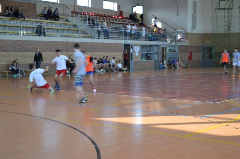 Rozpoczął się Turniej Drużyn Osiedlowych. O tytuł mistrzowski rywalizuje 12 drużyn