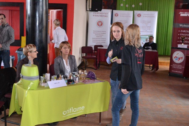 Impreza jest dla młodych ludzi okazją do bezpośredniego kontaktu z przedstawicielami uczelni wyższych i potencjalnymi pracodawcami
