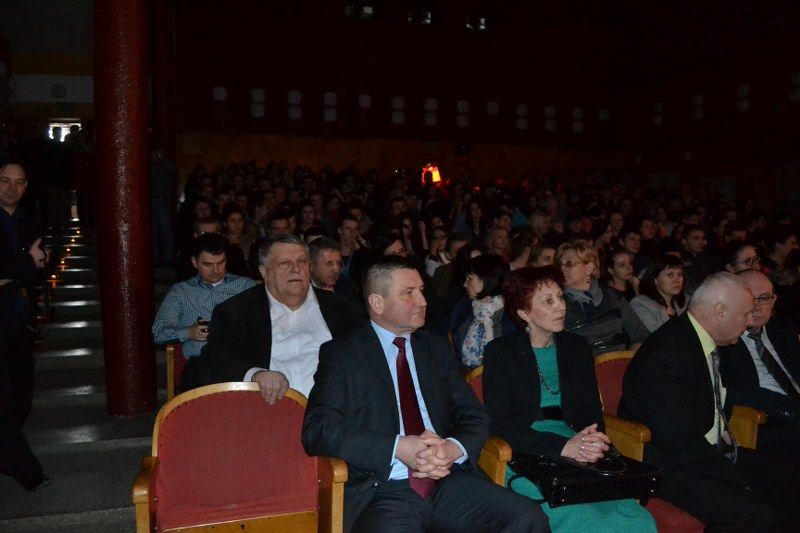 Impreza jest dla młodych ludzi okazją do bezpośredniego kontaktu z przedstawicielami uczelni wyższych i potencjalnymi pracodawcami
