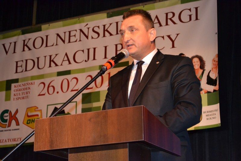 Impreza jest dla młodych ludzi okazją do bezpośredniego kontaktu z przedstawicielami uczelni wyższych i potencjalnymi pracodawcami