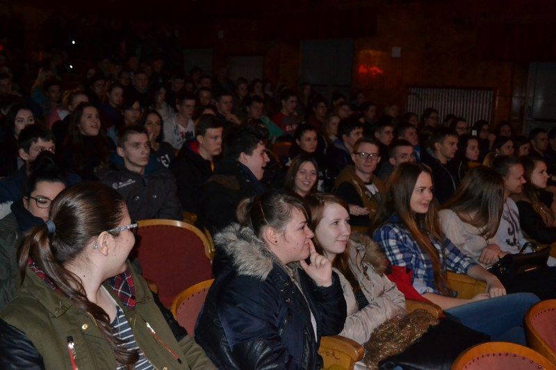 Impreza jest dla młodych ludzi okazją do bezpośredniego kontaktu z przedstawicielami uczelni wyższych i potencjalnymi pracodawcami