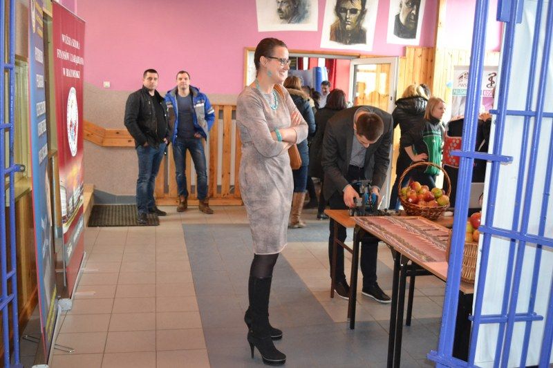 Impreza jest dla młodych ludzi okazją do bezpośredniego kontaktu z przedstawicielami uczelni wyższych i potencjalnymi pracodawcami