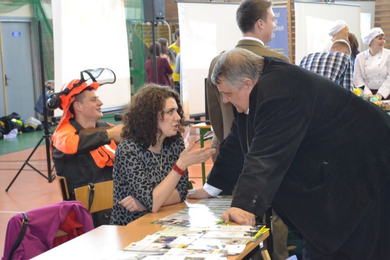 Zobacz relację fotograficzną z  Edukacyjnej Giełdy dla Gimnazjalistów w Kolnie