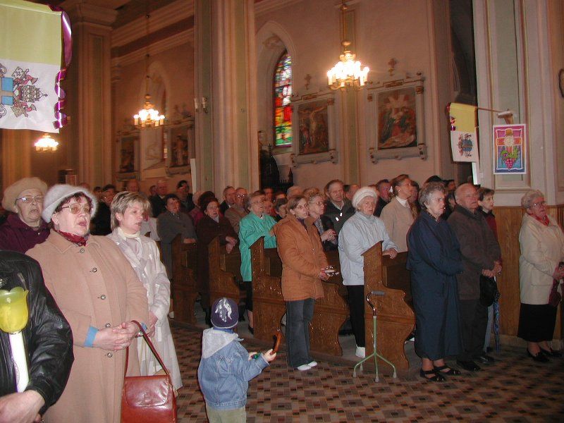 Pożegnanie Honorowego Obywatela Miasta Kolno. Biały Marsz przeszedł ulicami Kolna (zobacz zdjęcia)