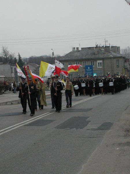 Pożegnanie Honorowego Obywatela Miasta Kolno. Biały Marsz przeszedł ulicami Kolna (zobacz zdjęcia)