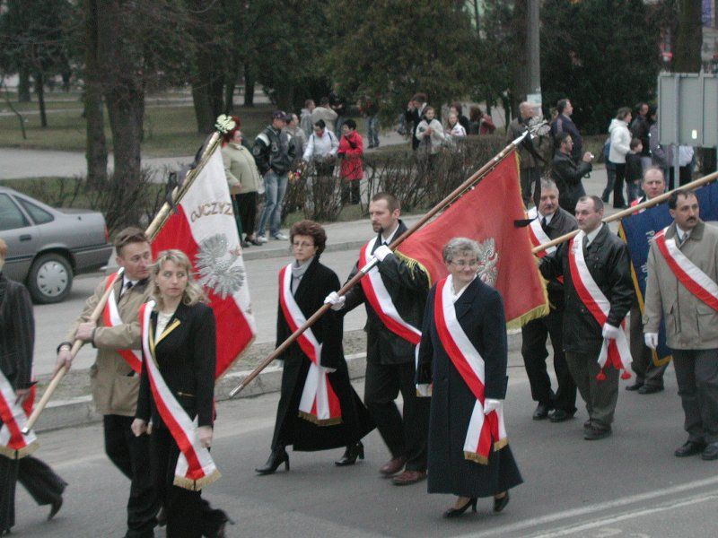 Pożegnanie Honorowego Obywatela Miasta Kolno. Biały Marsz przeszedł ulicami Kolna (zobacz zdjęcia)