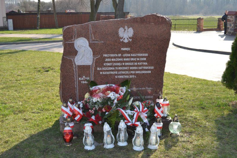 Mieszkańcy miasta i powiatu uczcili pamięć ofiar tragedii pod Smoleńskiem