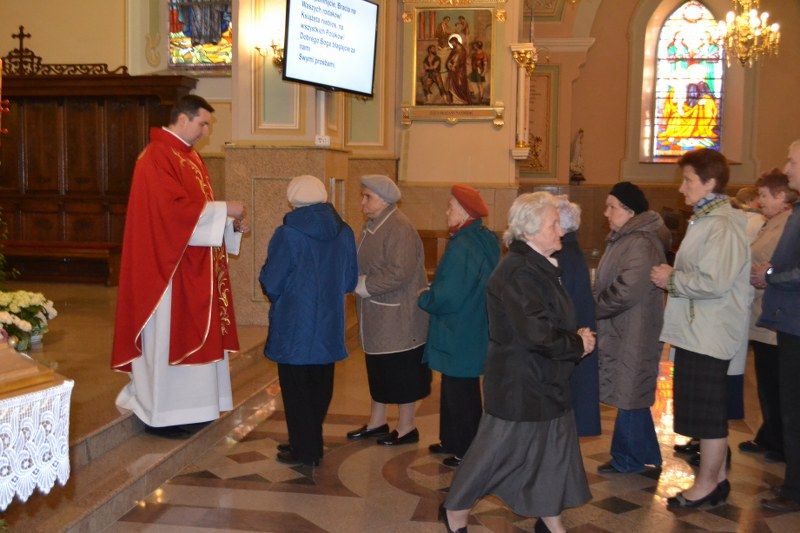 Modlili się w intencji błogosławionego księdza