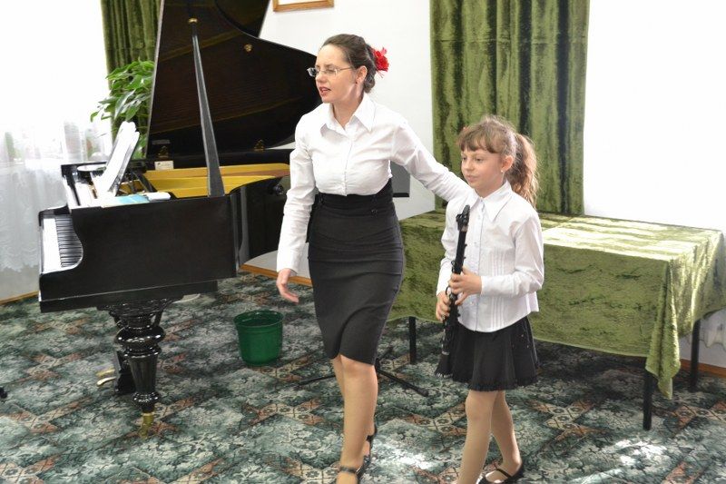 Zobacz, jak czytał Wiesław Boć. Obejrzyj również koncert dzieci w szkole muzycznej