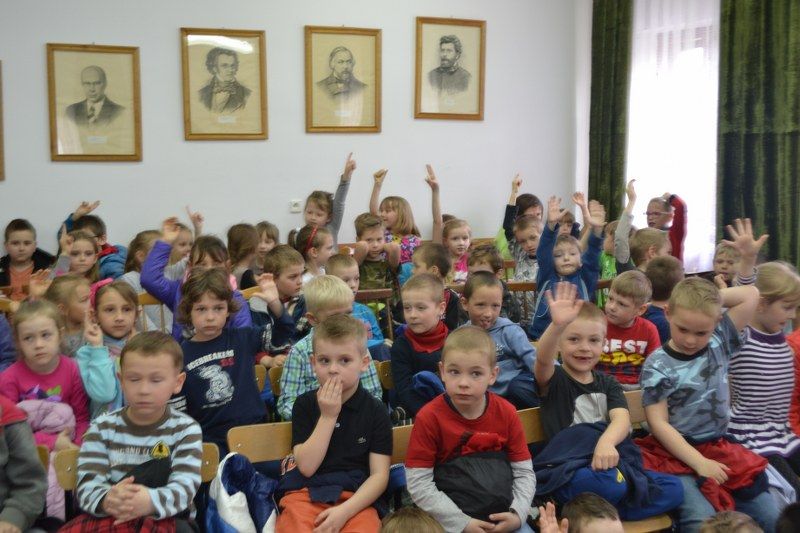 Zobacz, jak czytał Wiesław Boć. Obejrzyj również koncert dzieci w szkole muzycznej