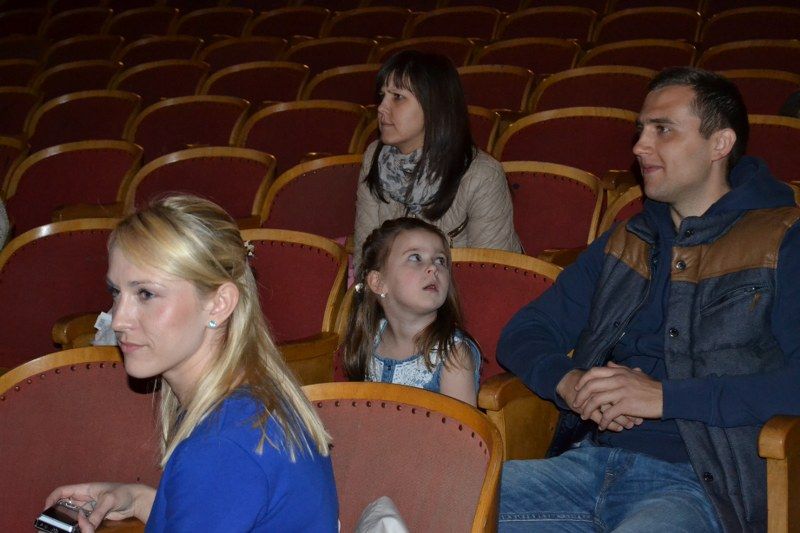 Rodzice z wypiekami na twarzy. Dzieci jak zwykle ? klasa