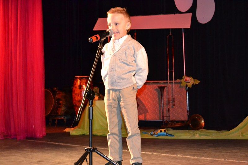 Rodzice z wypiekami na twarzy. Dzieci jak zwykle ? klasa