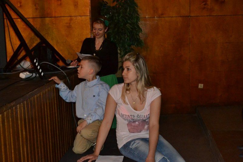 Rodzice z wypiekami na twarzy. Dzieci jak zwykle ? klasa