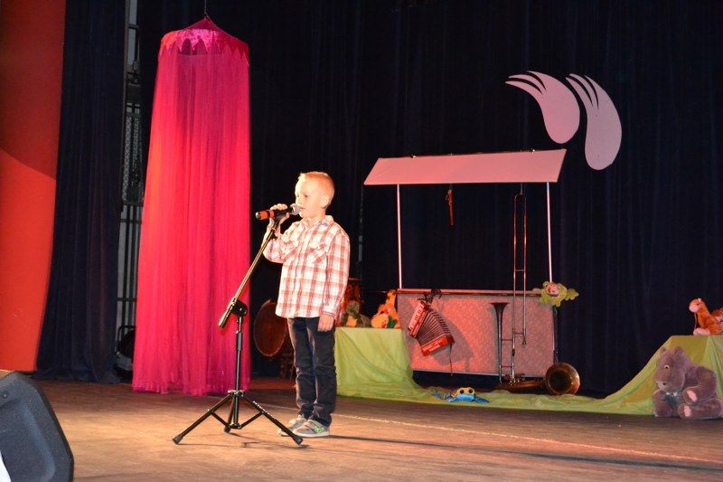 Rodzice z wypiekami na twarzy. Dzieci jak zwykle ? klasa