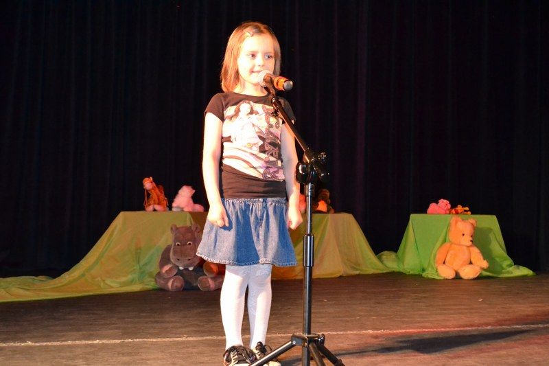 Rodzice z wypiekami na twarzy. Dzieci jak zwykle ? klasa