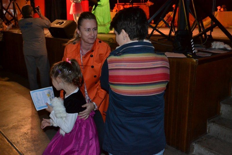 Rodzice z wypiekami na twarzy. Dzieci jak zwykle ? klasa