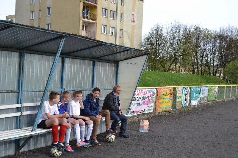 Juniorzy kolneńskiego Orła mieli trudną przeprawę z drużyną Perspektywy Łomża
