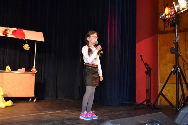 Na scenie kolneńskiego domu kultury pojawili się najlepsi mali recytatorzy z powiatu