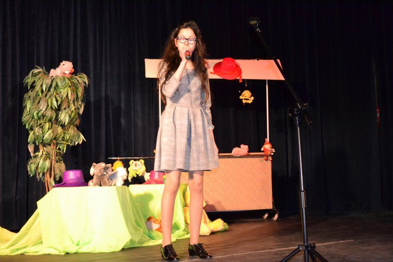 Na scenie kolneńskiego domu kultury pojawili się najlepsi mali recytatorzy z powiatu