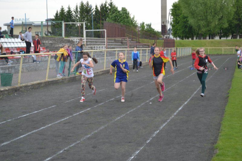 W sobotę odbyły się w Kolnie Powiatowe Igrzyska Szkół Podstawowych w Lekkoatletyce