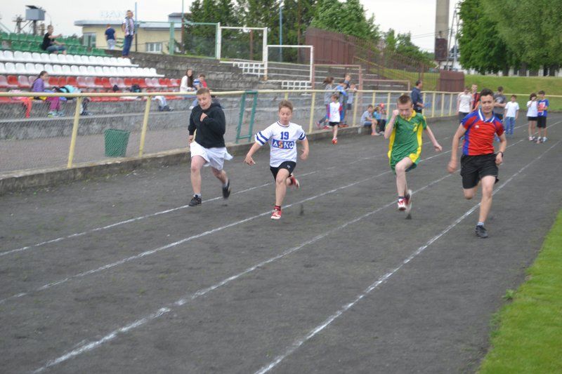 W sobotę odbyły się w Kolnie Powiatowe Igrzyska Szkół Podstawowych w Lekkoatletyce