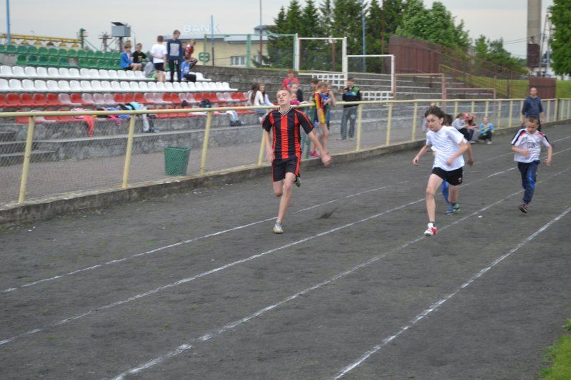 W sobotę odbyły się w Kolnie Powiatowe Igrzyska Szkół Podstawowych w Lekkoatletyce