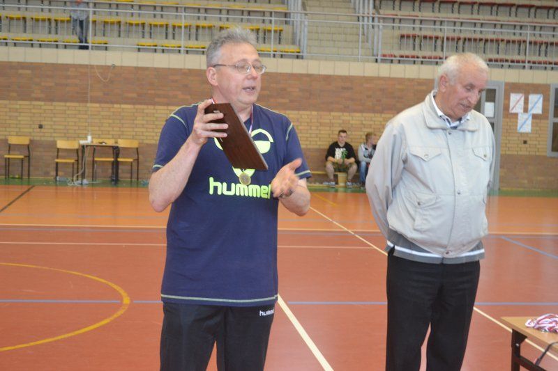 Drużyna z Kolna z pucharem za pierwsze miejsce