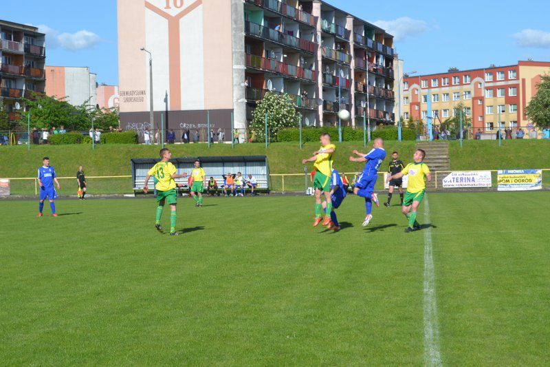 Kanonada w spotkaniu z Krynkami. Kolejny hat-trick Gwiazdy