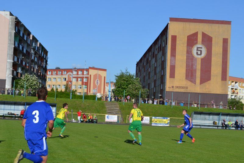 Kanonada w spotkaniu z Krynkami. Kolejny hat-trick Gwiazdy