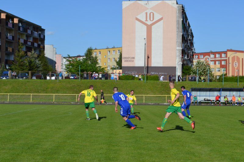 Kanonada w spotkaniu z Krynkami. Kolejny hat-trick Gwiazdy