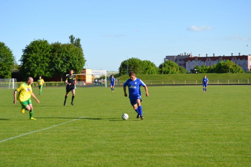 Kanonada w spotkaniu z Krynkami. Kolejny hat-trick Gwiazdy