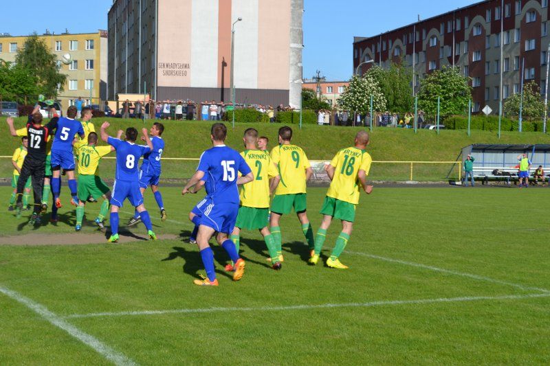 Kanonada w spotkaniu z Krynkami. Kolejny hat-trick Gwiazdy