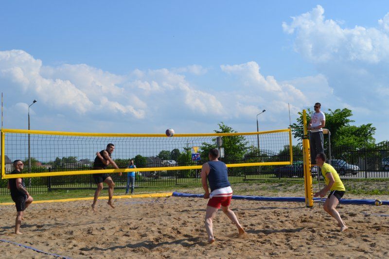Turniej siatkówki plażowej oblegany przez zawodników