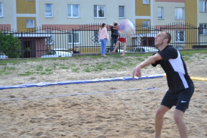 Turniej siatkówki plażowej oblegany przez zawodników