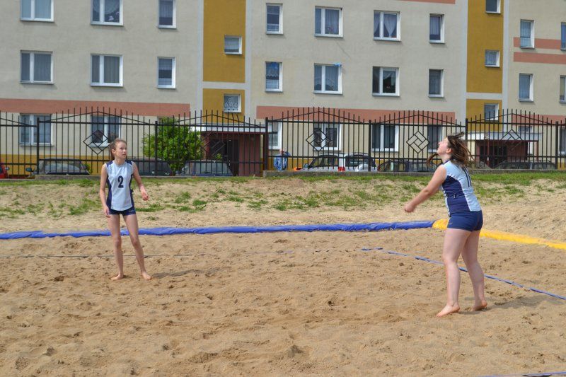 Turniej siatkówki plażowej oblegany przez zawodników