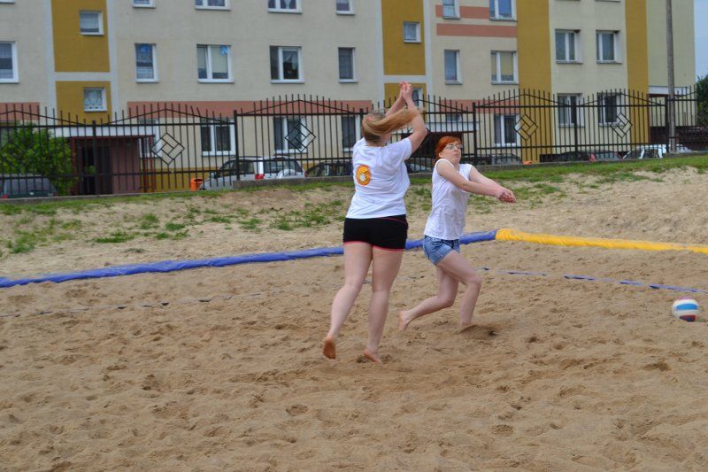 Turniej siatkówki plażowej oblegany przez zawodników