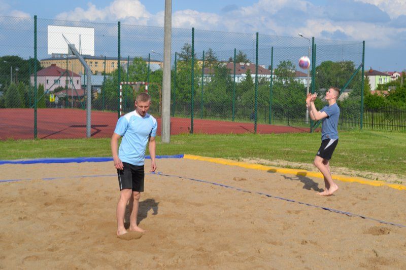 Turniej siatkówki plażowej oblegany przez zawodników