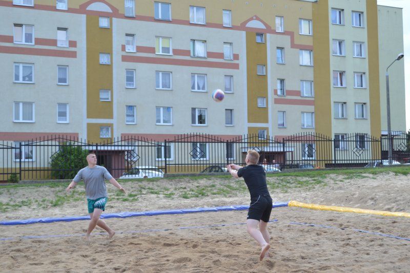 Turniej siatkówki plażowej oblegany przez zawodników