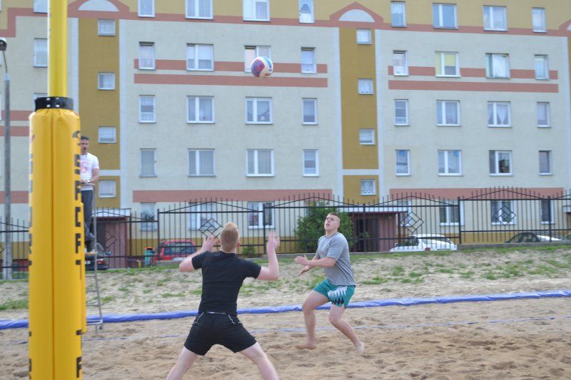 Turniej siatkówki plażowej oblegany przez zawodników