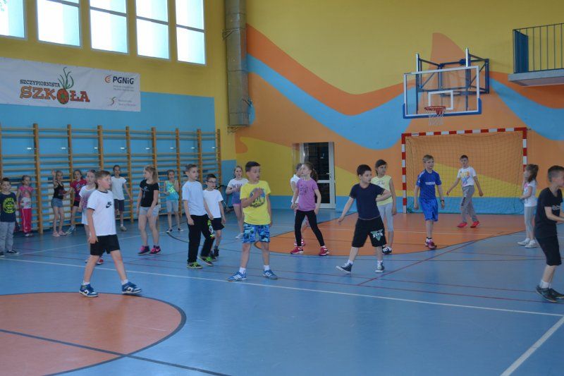 Dzień Dziecka w ?Dwójce? tradycyjnie obchodzono na sportowo