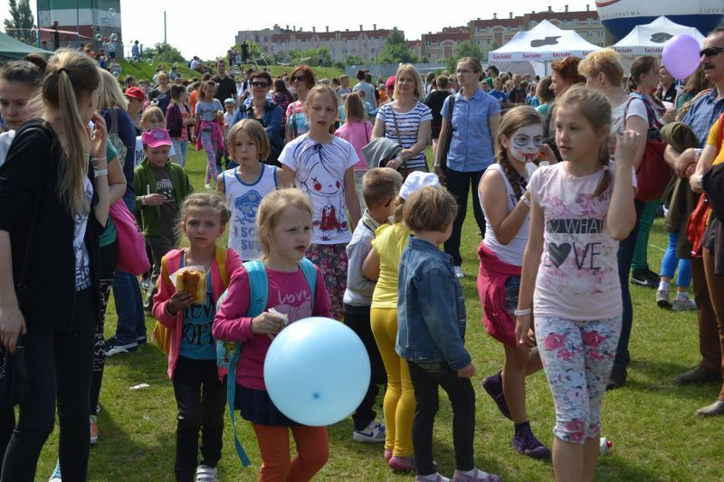 Setki dzieciaków bawiły się na imprezie Mlekpolu. Zobacz obszerną relację fotograficzną